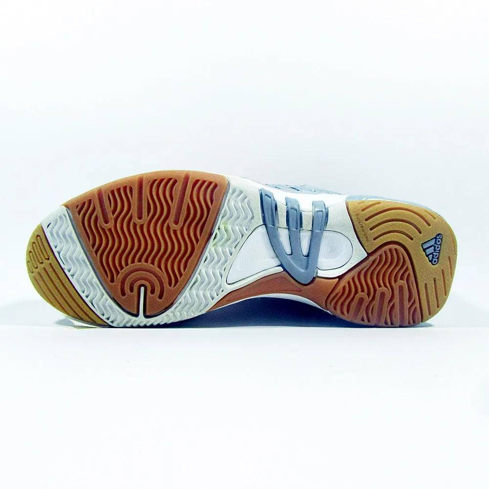 ADIDAS Icourt