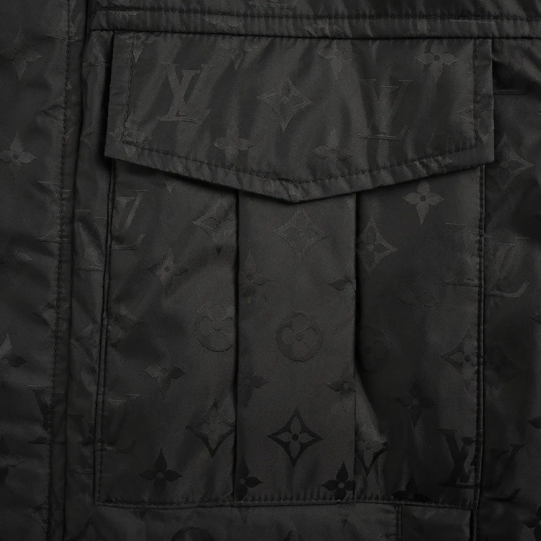 Double pocket light cotton jacket with dark pattern
