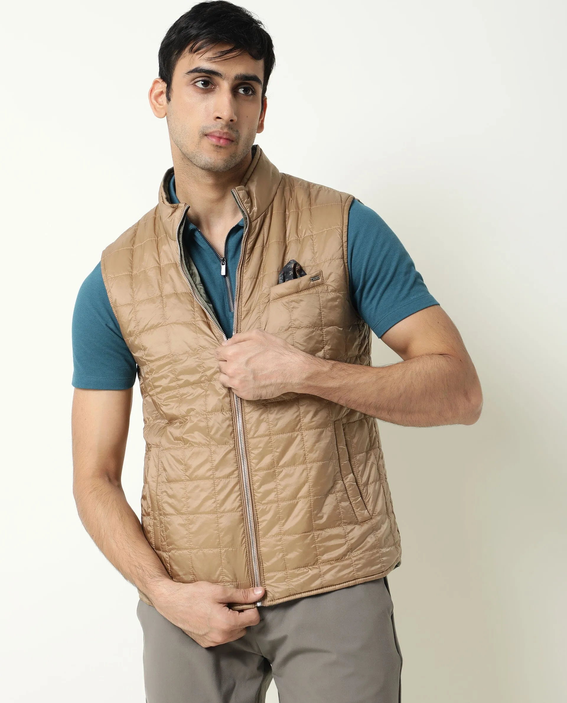 Rare Rabbit Men's Fillex Light Olive Solid Reversible Quilted Sleeveless Puffer Jacket
