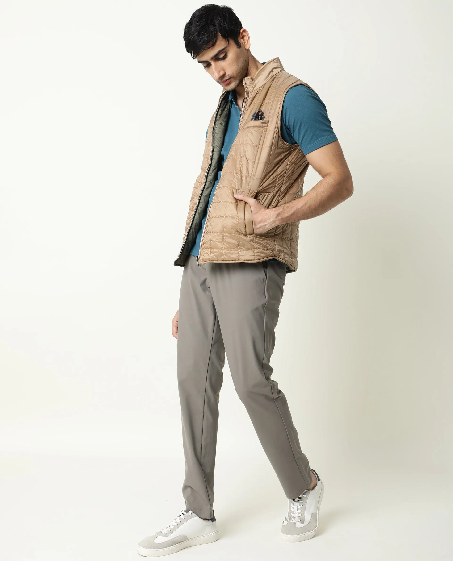 Rare Rabbit Men's Fillex Light Olive Solid Reversible Quilted Sleeveless Puffer Jacket